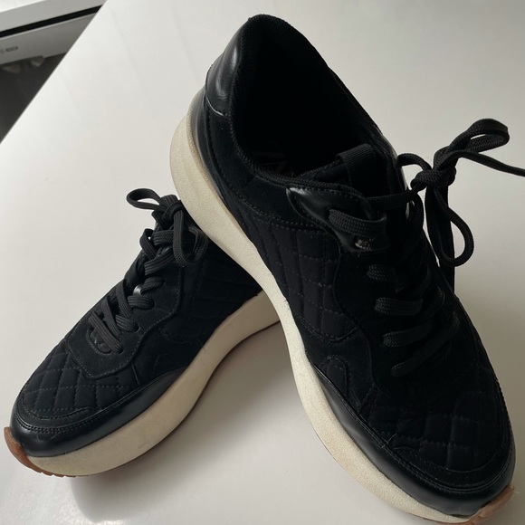 Zara Shoes Zara I Quilted Black Platform Tennis Shoes I Size 95